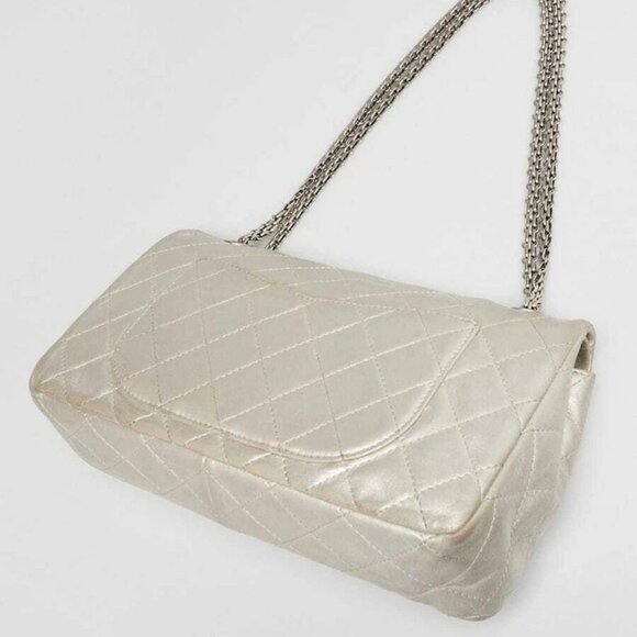 Chanel Silver 2.55 Reissue Quilted Lambskin Leather 227 Jumbo Flap Bag - Picture 3 of 12